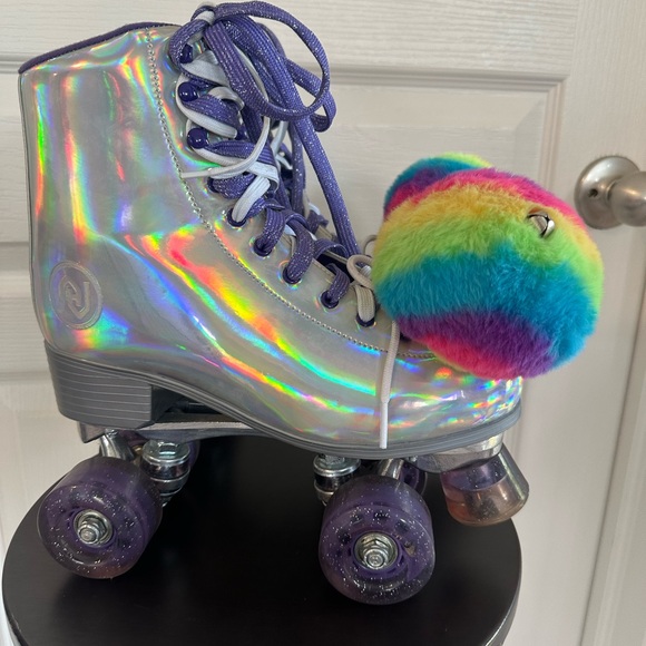 Jaja Hoho Shoes - Women’s /Girls Roller Skates – Holographic, Lighted Laces and Pom Pom’s Size 7